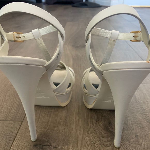 Authentic Yves Saint Laurent Tribute Stilettos - Picture 3 of 11